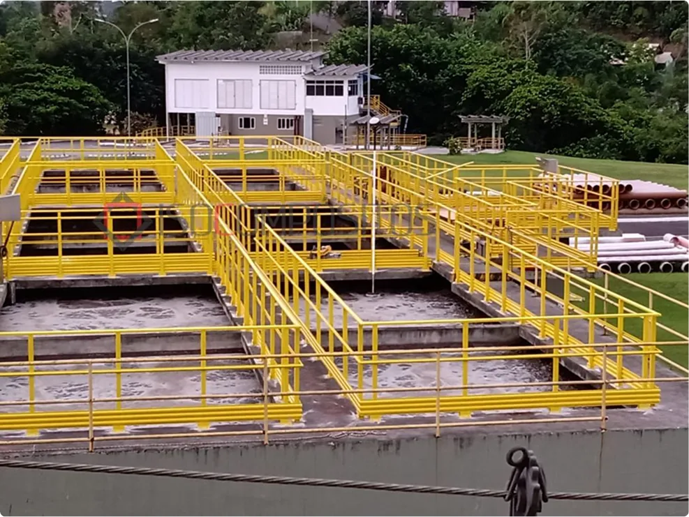 Isocompositos - guarda corpo 364