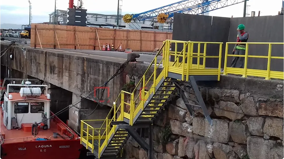 Isocompositos - escadas 684