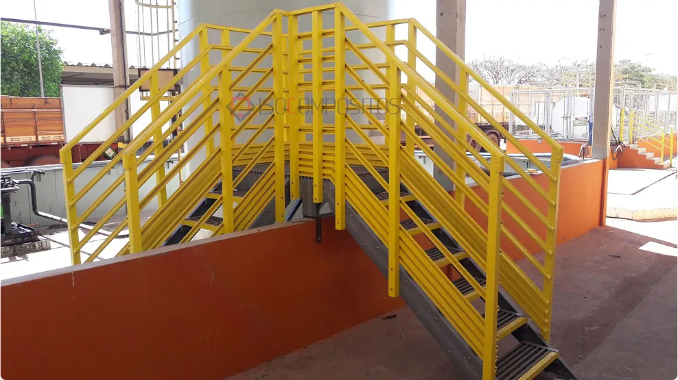 Isocompositos - escadas 678