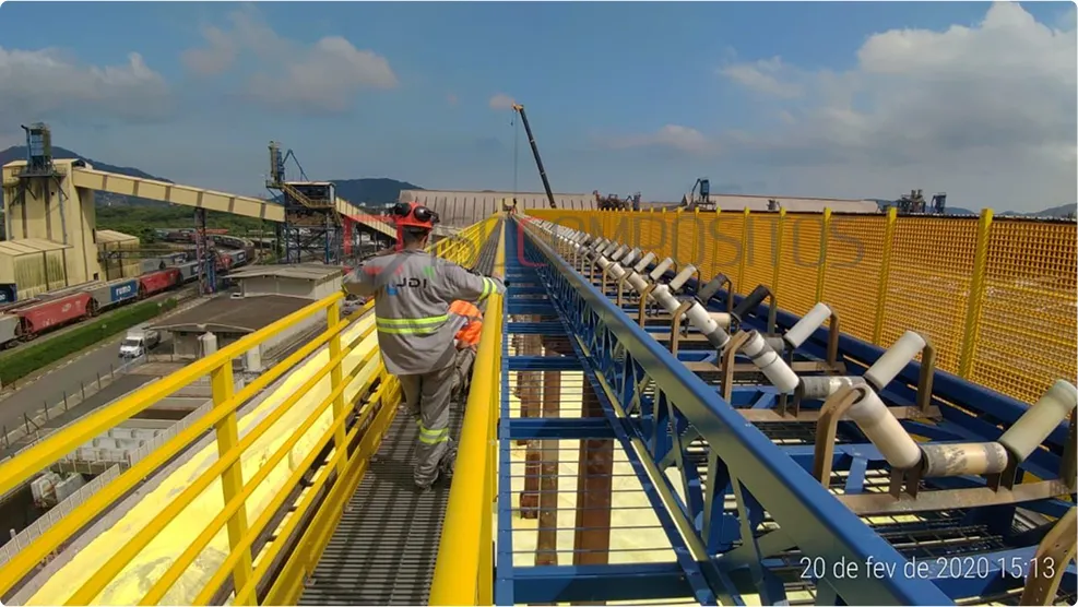 Isocompositos - guarda corpo 349